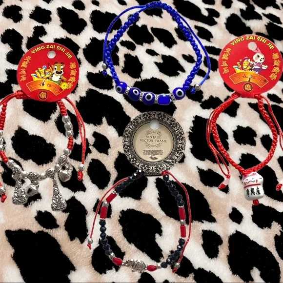 Set of 4 Bracelets - Buddha 🧘‍♀️ Lucky Cat Mauve 🐱 Elephants 🐘 Evil Eye 🧿 - Picture 3 of 6